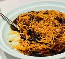 Sizzling Eel Strips with Shanghai Two-Side Yellow Pancake