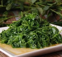 Braised Watercress with Wine