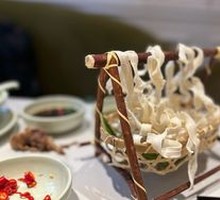 Knife-Sliced Noodles