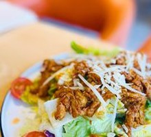 Nyonya Chicken Salad