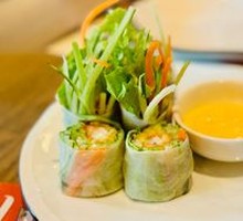 Crispy Fried Shrimp with Mango Rice Rolls and Durian Sauce