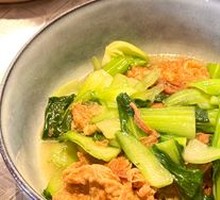Stir-fried Tofu Skin with Greens