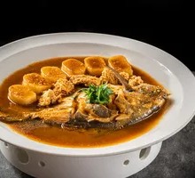 Braised Large Spanish Mackerel with Rice Cake