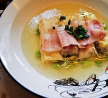 Knife Board Fragrant Chicken Juice Tofu Skin Roll