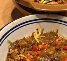 Sour Cabbage Stir-Fried Rice Noodles