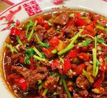 Classic Stir-Fried Beef with Coriander