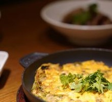 Stir-fried Oyster Omelette
