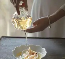 Ancient Method Chicken Soup with Surf Clams