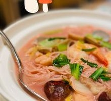 Fujian Red Mushroom Seafood Noodles
