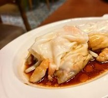 Smooth Shrimp Rice Noodle Roll