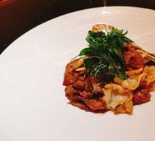 Stir-fried Fresh Abalone with Young Pigeon Meat