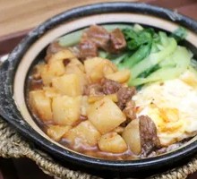 Beef and Potato Clay Pot Rice