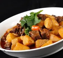 Beef and Potato Clay Pot Rice