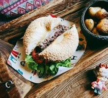 Grilled Beef Bagel