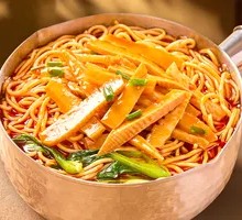 Sweet and Spicy Bamboo Shoot Noodles