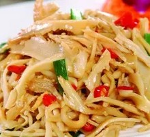 Bamboo Shoots Stir-Fried with Pork