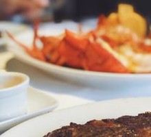 Tomahawk Ribeye Steak