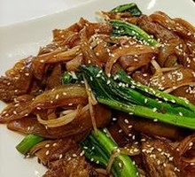 Dry-Fried Beef Rice Noodles