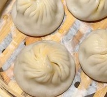 Shanghai-style Steamed Dumplings