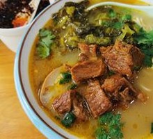 Spicy Pickled Cabbage Braised Beef Noodles