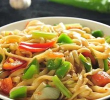 Tomato and Egg Stir-fried with Knife-cut Noodles