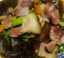Stewed Sweet Potato Skin with Preserved Pork