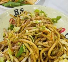 Shredded Pork with Noodles