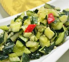 Garlic Cucumber Salad