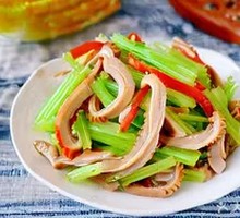 Stir-fried Celery with Tripe Strips