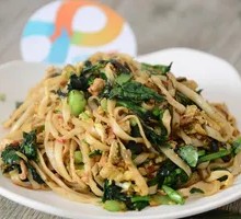 Vegetable and Pork Noodles