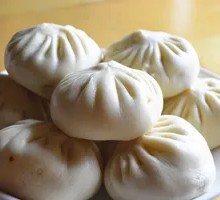 Shepherd's Purse Pork Bun