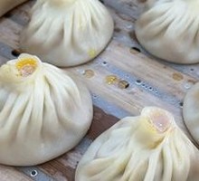 Crab Roe Soup Dumplings