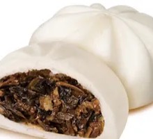 Shepherd's Purse Pork Bun