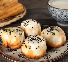 Pork and Vermicelli Pan-Fried Buns