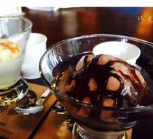 Cappuccino & Classic Chocolate