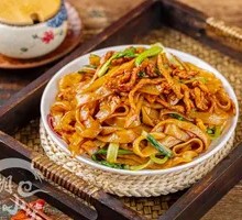 Stir-Fried Rice Noodles with Pork and Greens