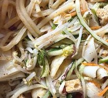 Cold Noodles with Beef Tendons