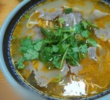 Braised Beef and Noodles Soup