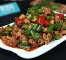 Stir-Fried Chicken Offal with Green Chili