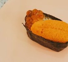 Crab Roe Sushi