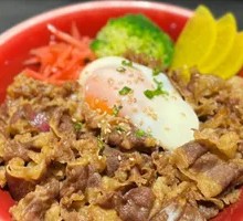肥牛丼
