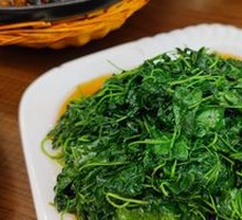 Braised Watercress with Wine
