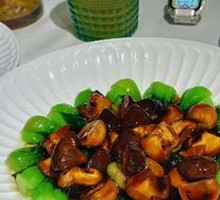 Oyster Sauce Mushrooms and Chinese Broccoli