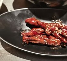 Chicken Feet That Leave No Bone Behind