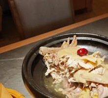 Hand-Torn Steamed Chicken