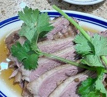 Braised Goose with Soy Sauce