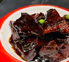 Slow-Cooked Snowflake Beef
