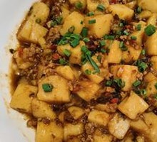 Minced Pork with Sour Cabbage and Rice Tofu