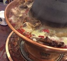 Spicy Lamb Spine Hot Pot
