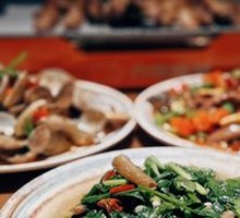 Sea Cucumber and Chives Stir-Fry